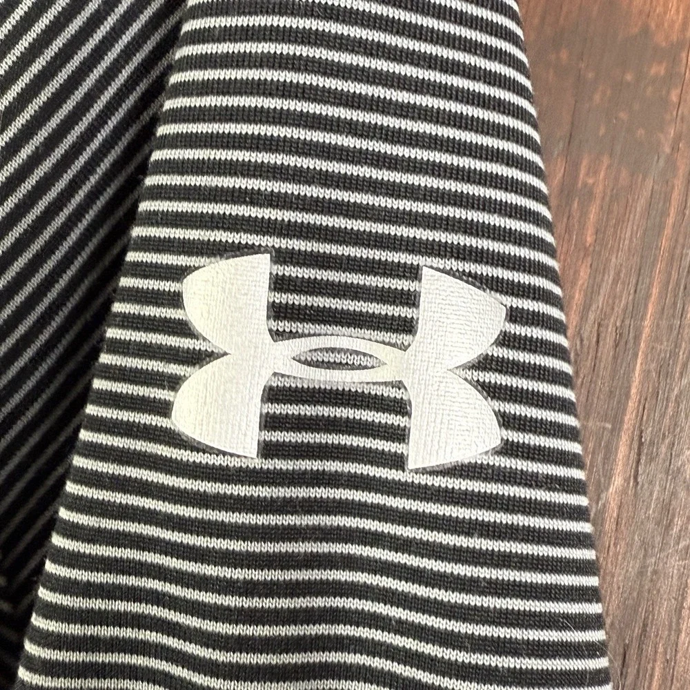 Under Armour Tech 1/2 Zip Stripe Long Sleeve Shirt 1328945 Black White‎ Men's XL